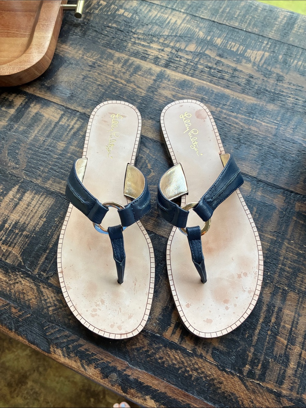 Lilly Pulitzer 8.5  Navy McKim Leather Thong Sandals with Gold Ring Accent